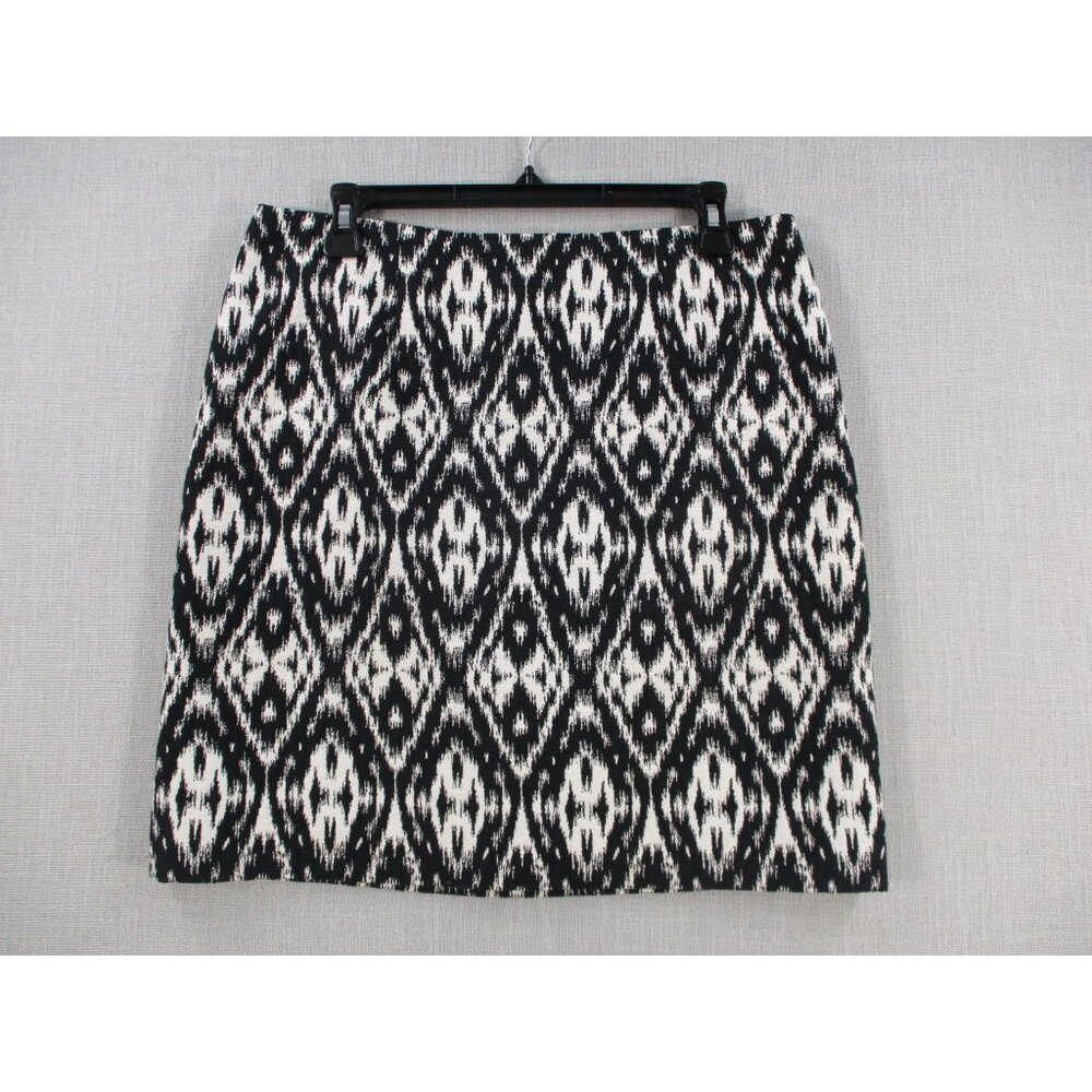 Vince Camuto Black & White Ikat‎ Pencil Skirt Size 8 TRibal Pattern